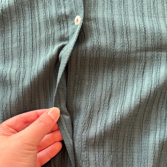 Blush Forest Green Button-Down Midi Dress - Picture 2 of 4